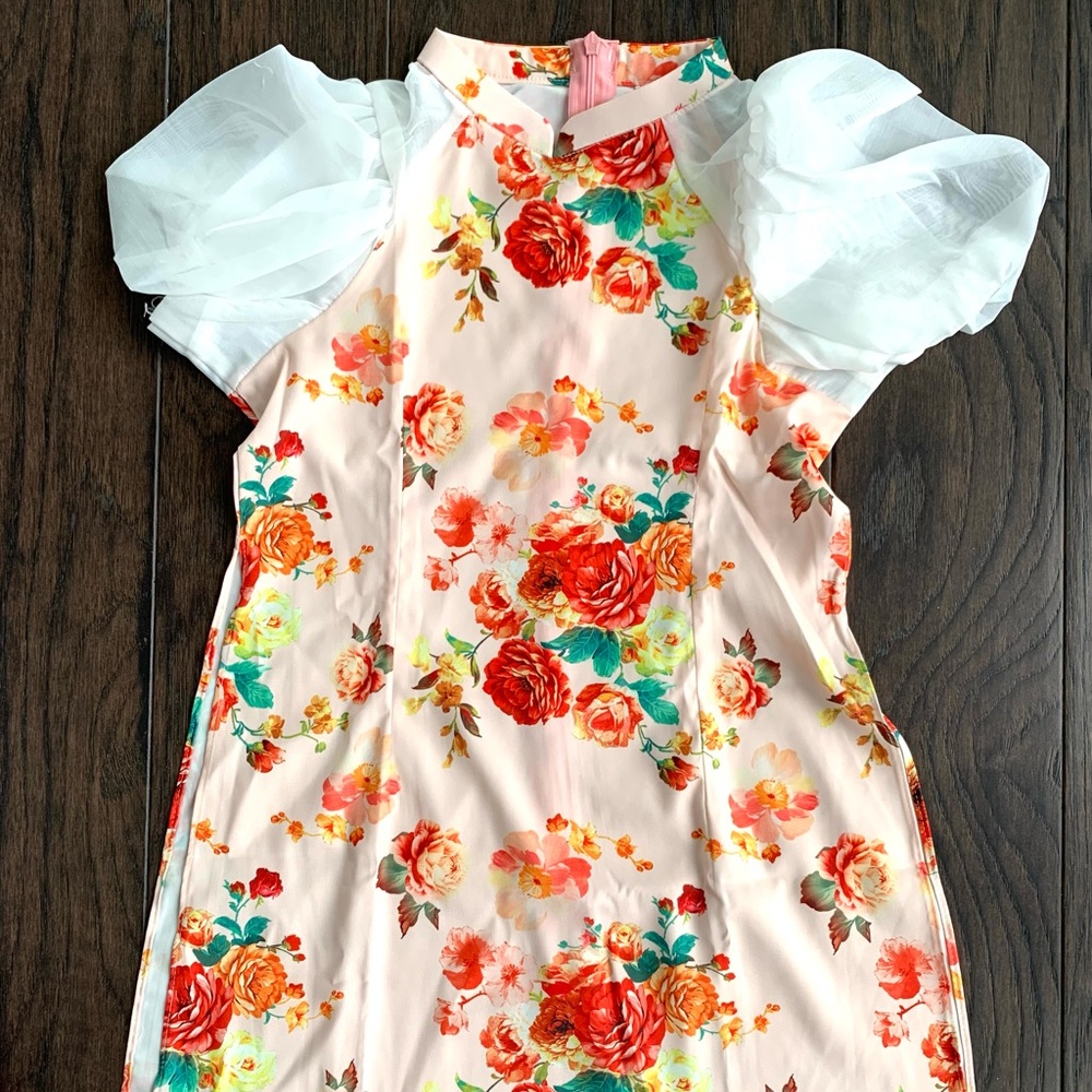 NEW Vietnamese Kid Ao Dai set  - Come with top & skirt